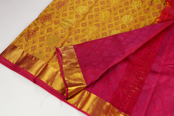 Bronze x Pink Border Silk Pattu