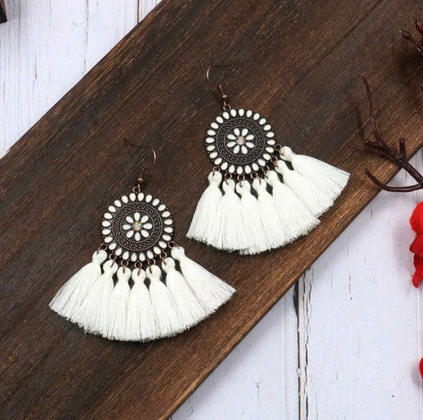 Sunflower Drop Tassel Earring - Off white